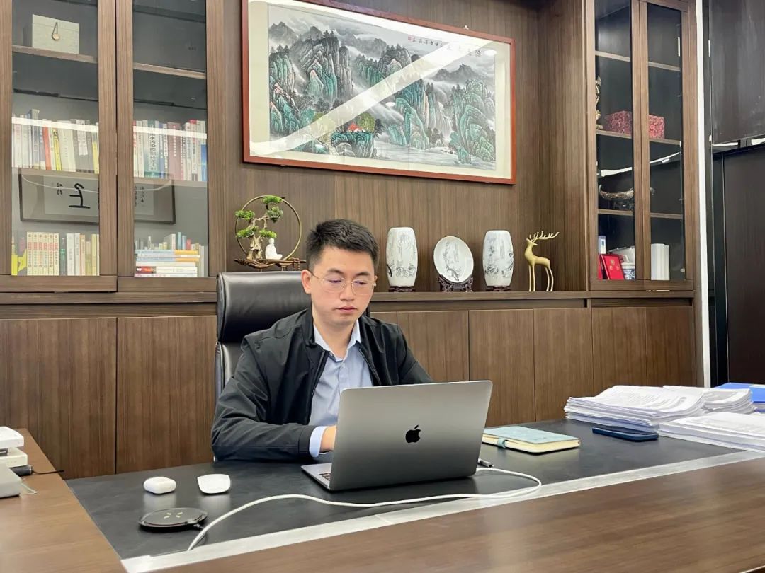 始于初心，助夢起航 | 華中科技大學特邀碩特科技開展專題講座